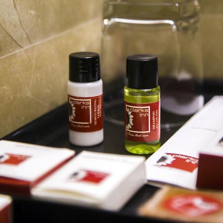 Imperial Clarks Inn デヘラードゥーン エクステリア 写真